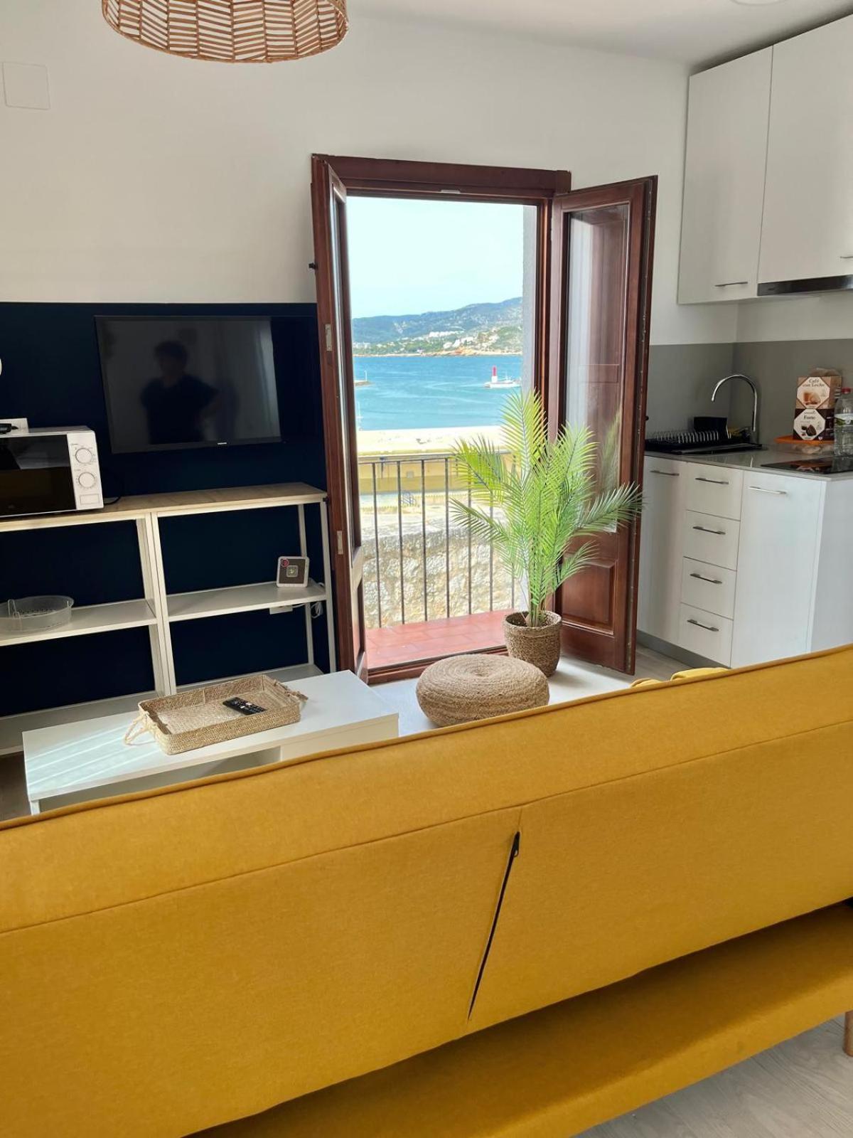 Apartamento En El Castillo De Peniscola Apartment Bagian luar foto