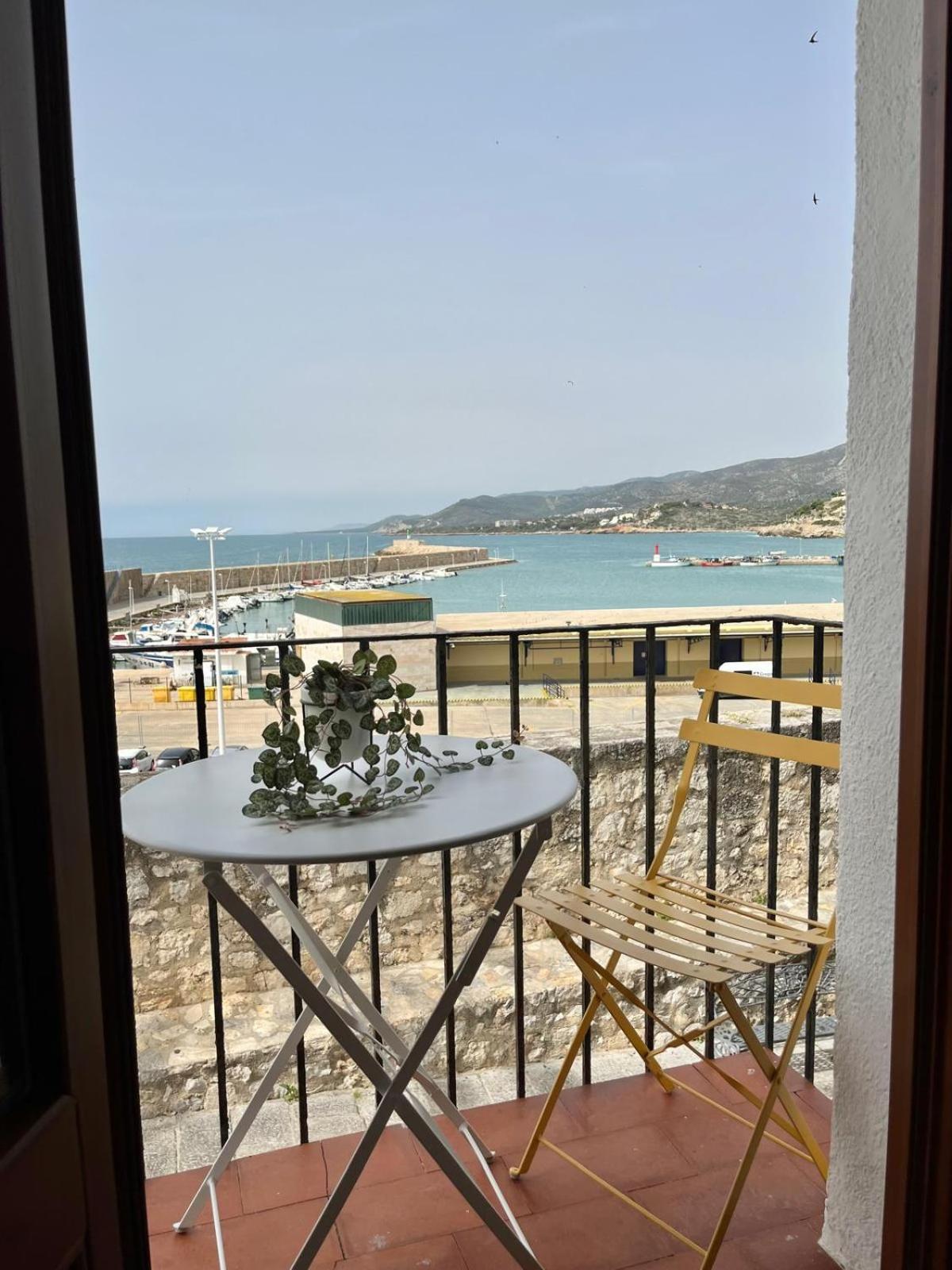 Apartamento En El Castillo De Peniscola Apartment Bagian luar foto
